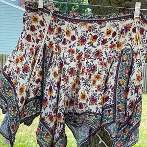 sleeveless ruffled tank top